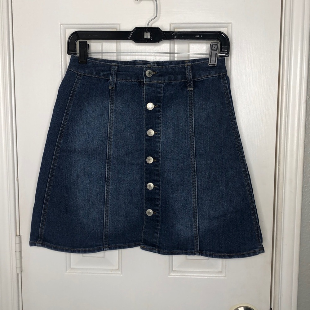 Denim skirt